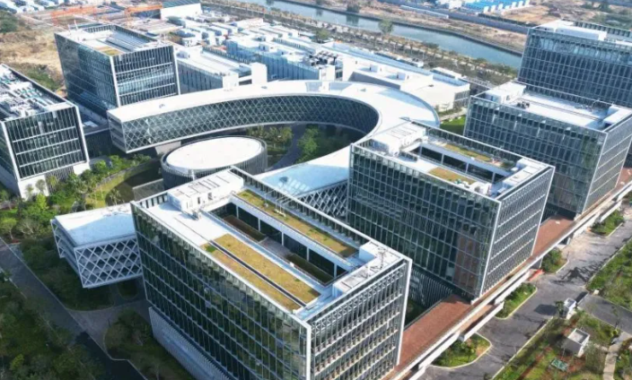 2025年电商平台搭建技术选型指南：从架构设计到安全部署要点